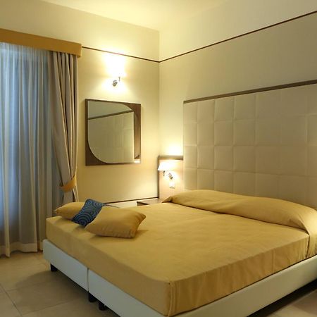 Hotel Милаццо Экстерьер фото