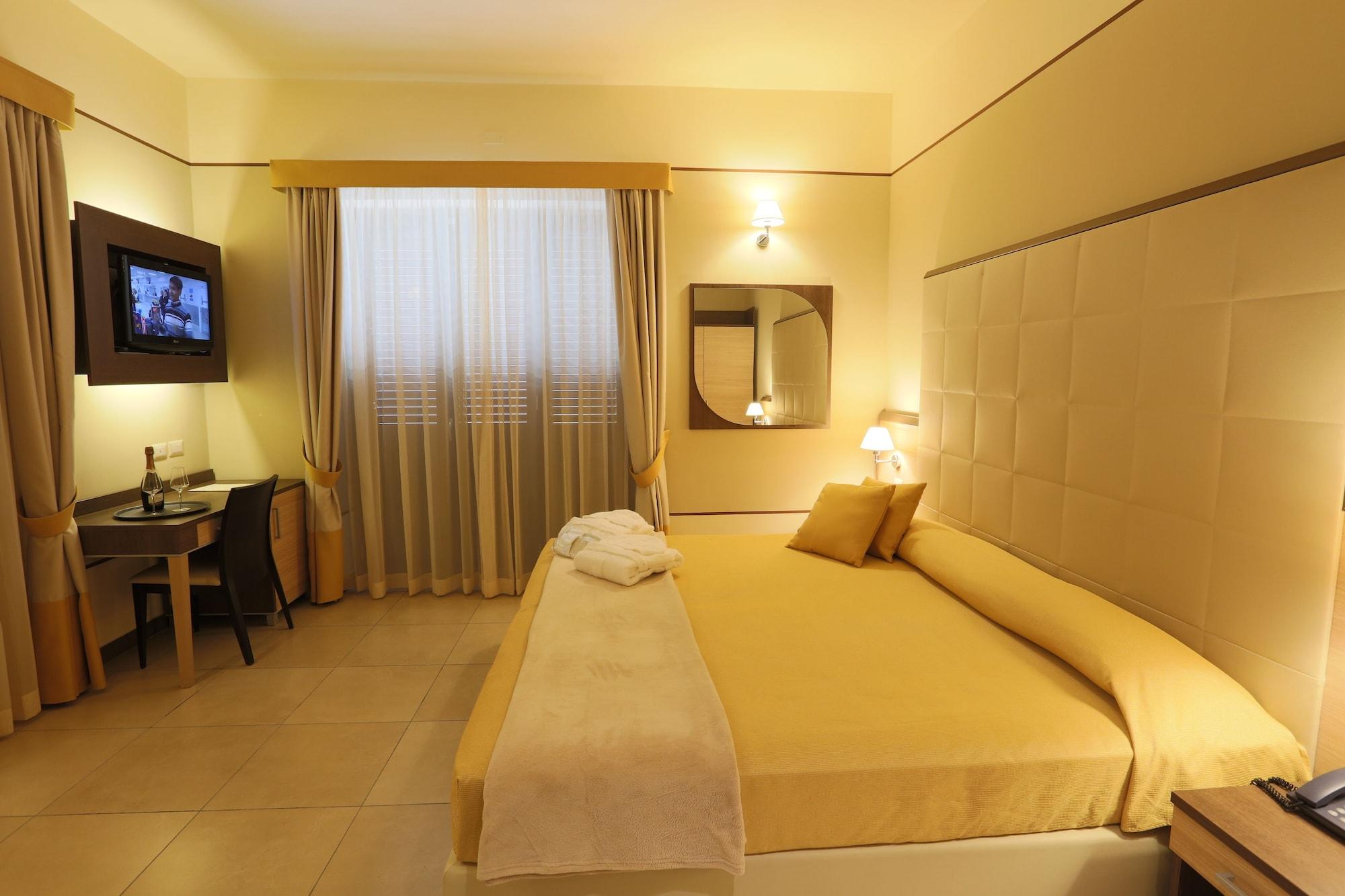 Hotel Милаццо Экстерьер фото