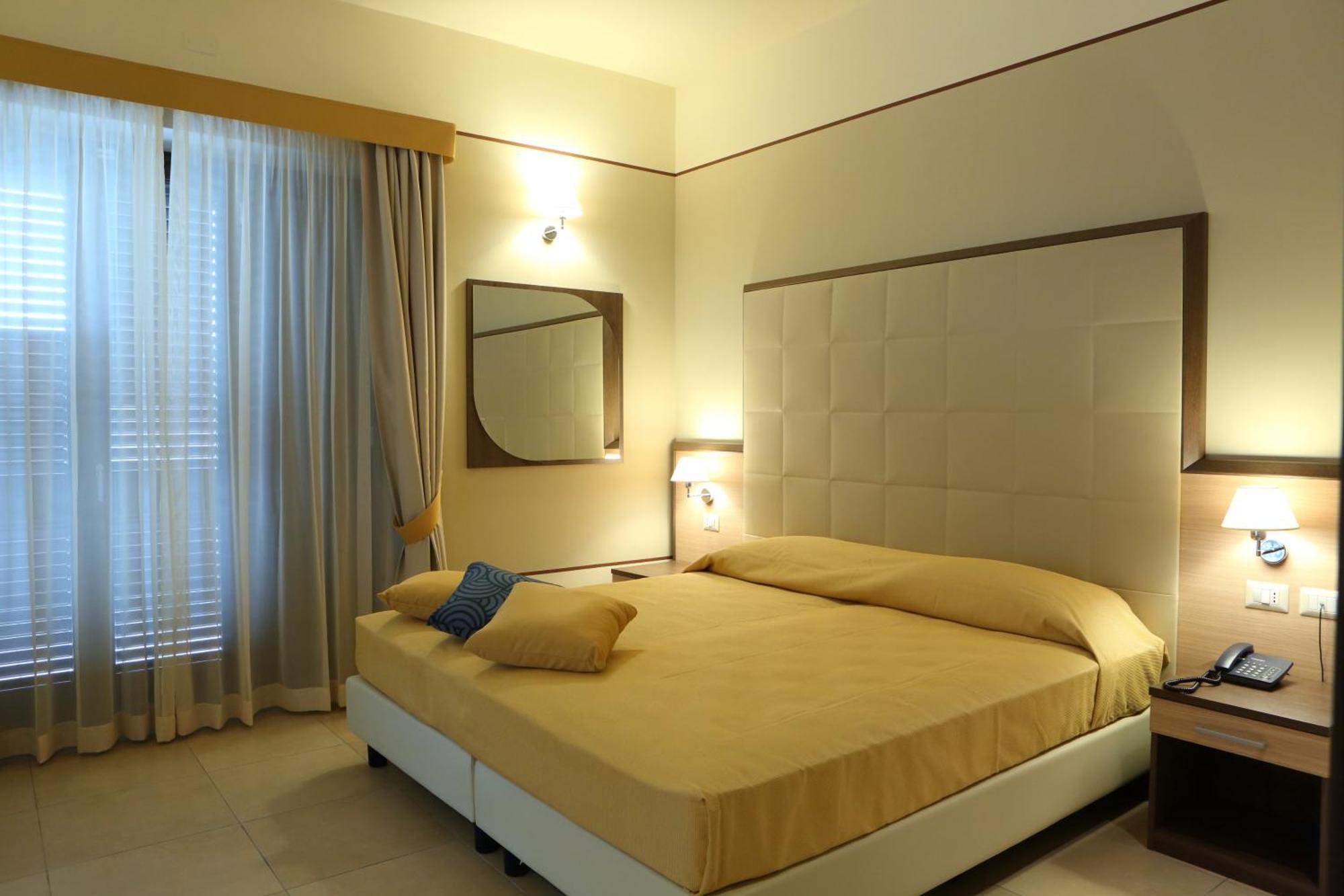 Hotel Милаццо Экстерьер фото
